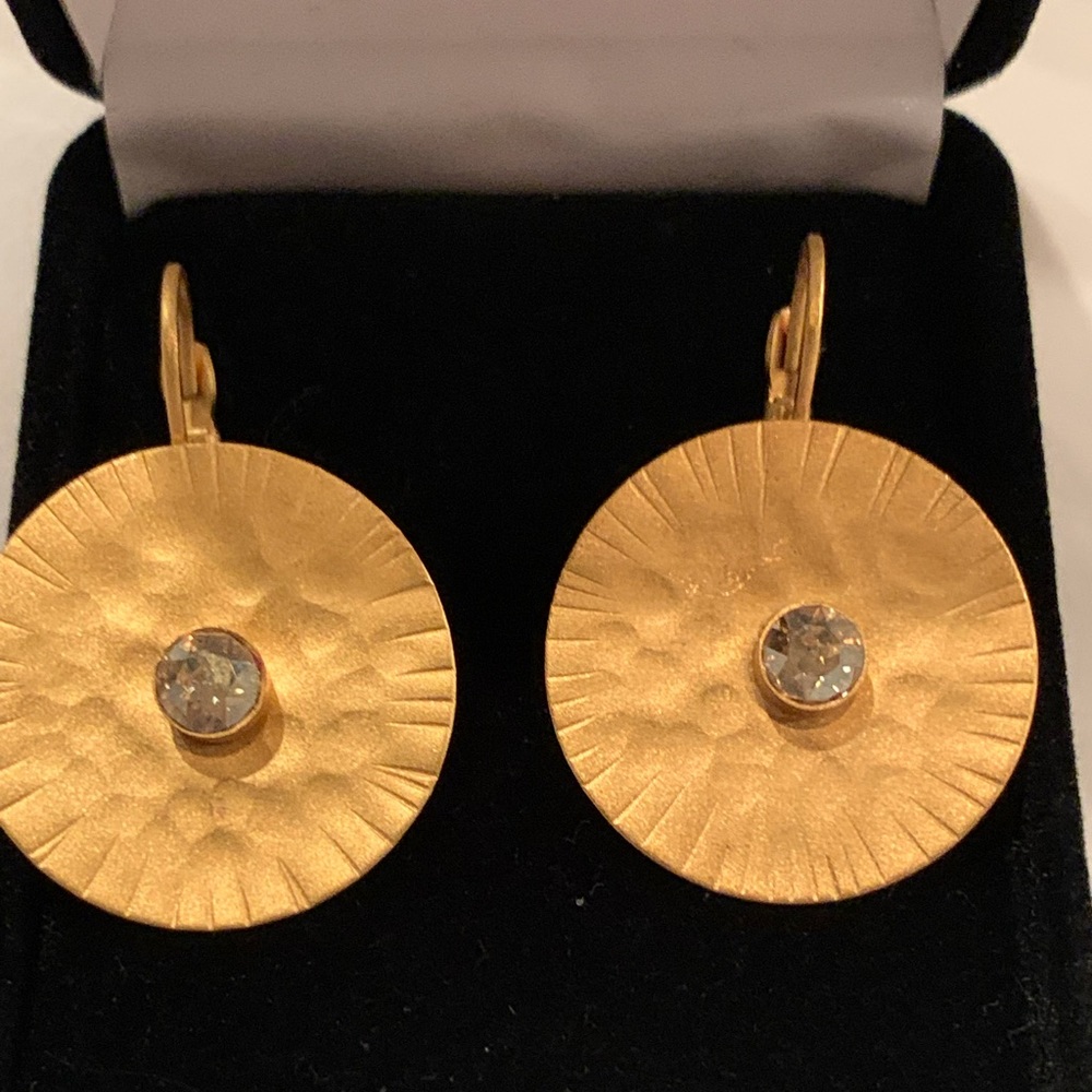 Gold with rhinestone pierced earrings.
